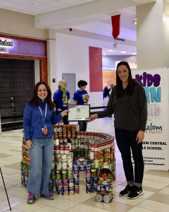 Image of Club Advisors Cara Qualia and Cyrilla Peluso