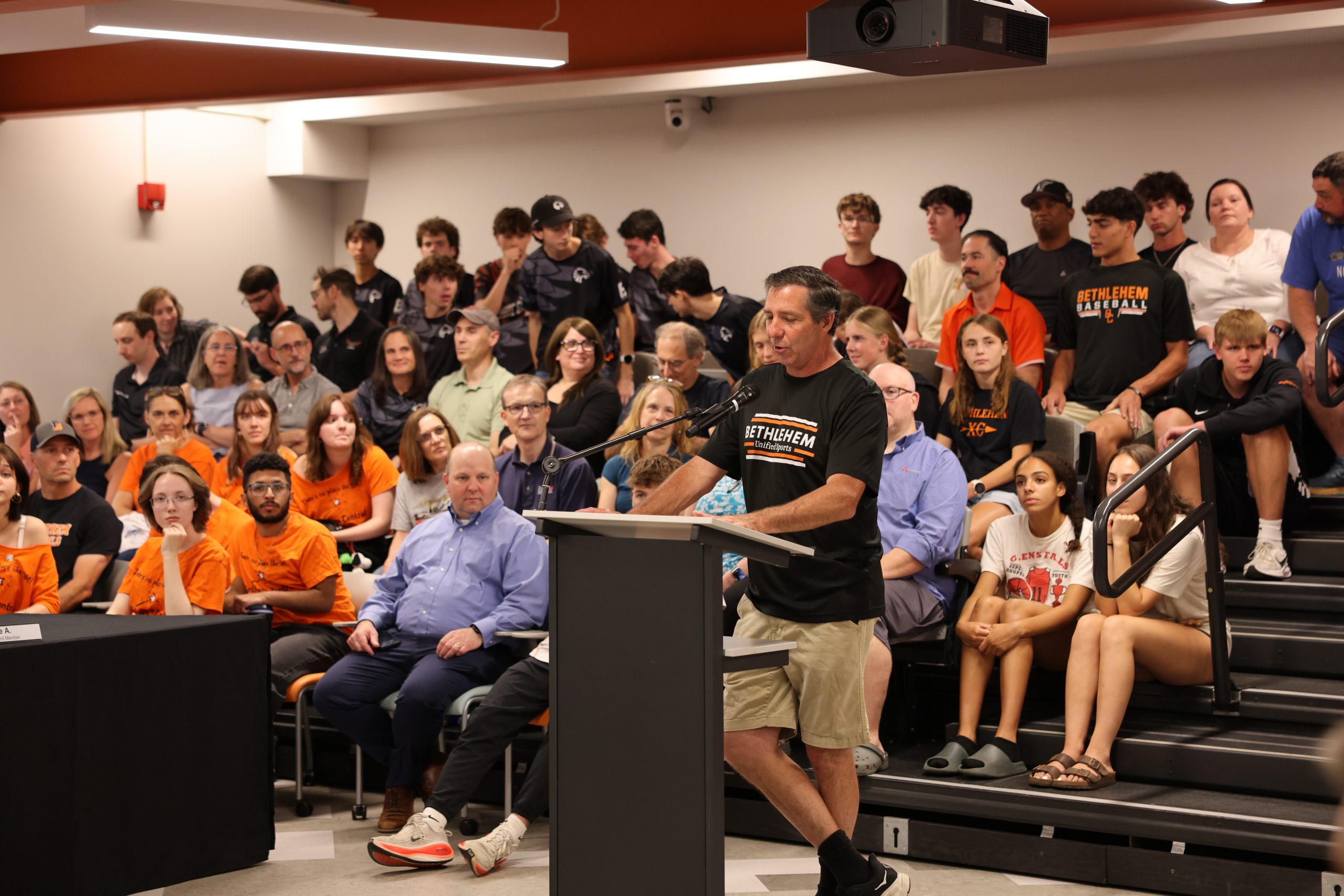 Image of Sean Mooney at BOE meeting